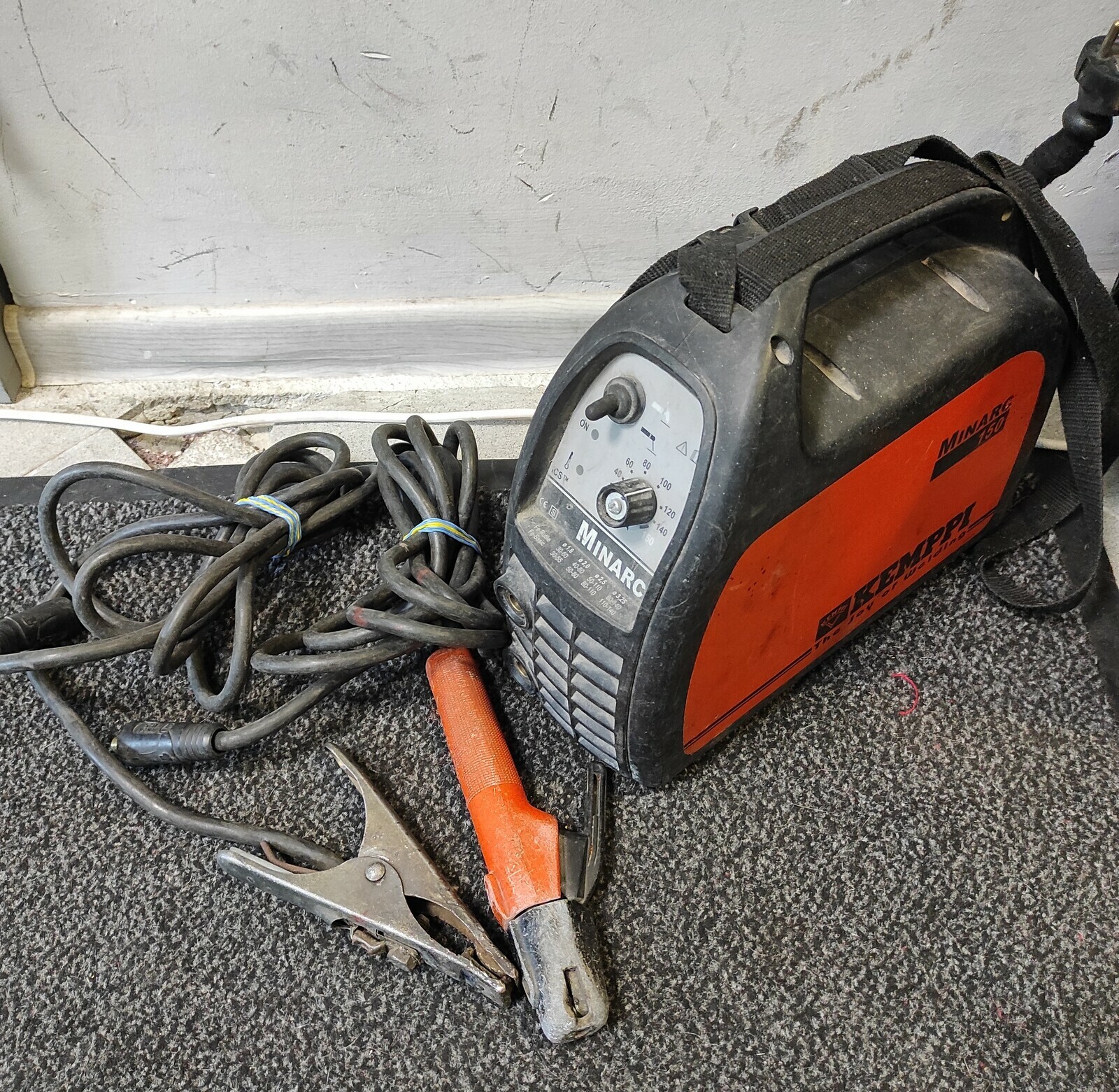 spawarka-kemppi-minarc-150-z-funkcja-tig-lift-stan-uzywany