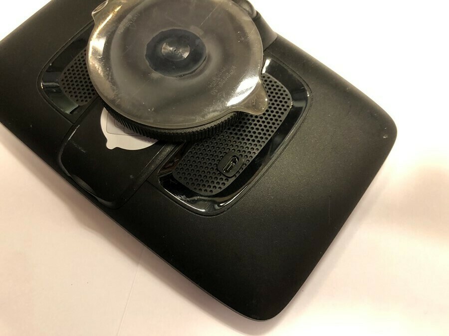 nawigacja-tomtom-via-62-4ap64-kabel-ean-0636926102513