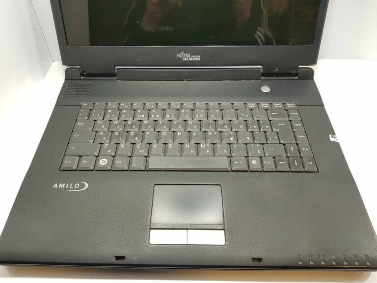 LAPTOP FUJITSU SIEMENS VA250