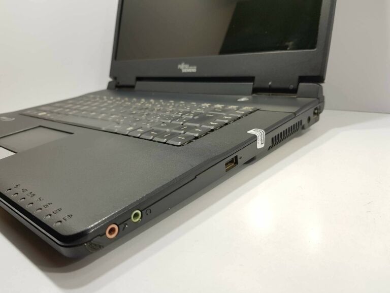 LAPTOP FUJITSU SIEMENS VA250