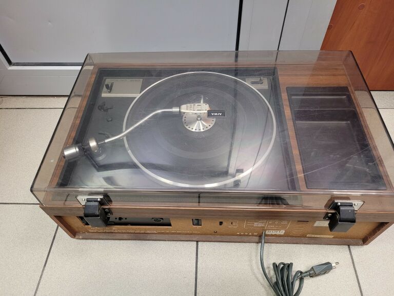 GRAMOFON MAGNETOFON AIWA AF-5080A