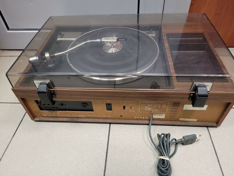 GRAMOFON MAGNETOFON AIWA AF-5080A