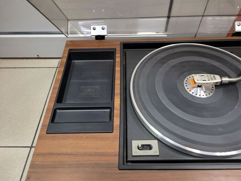 GRAMOFON MAGNETOFON AIWA AF-5080A