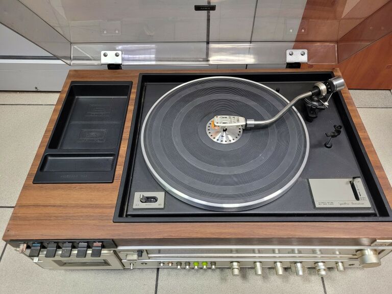 GRAMOFON MAGNETOFON AIWA AF-5080A