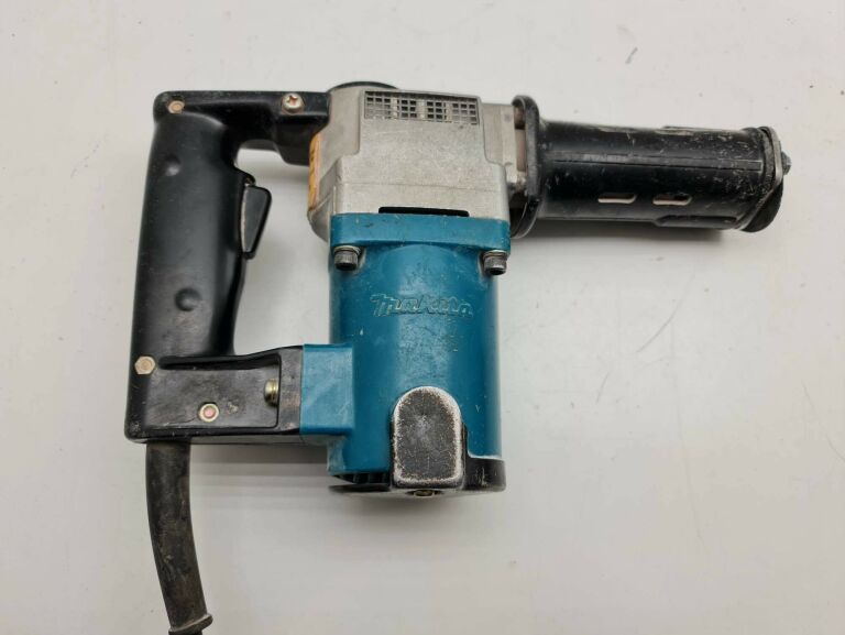 mlot-udarowy-makita-hk1800-stan-uzywany