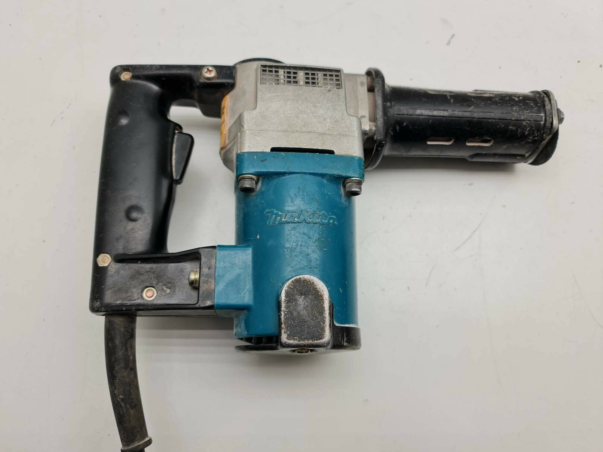 mlot-udarowy-makita-hk1800-stan-uzywany