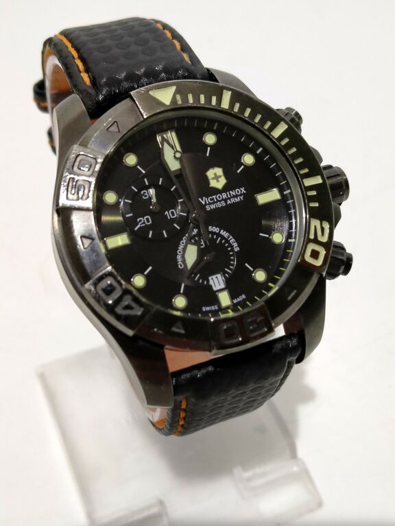 VICTORINOX SWISS ARMY CHRONOGRAPH DIVE MASTER 500M