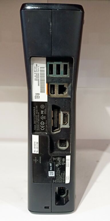 konsola-xbox-360-kolor-czarny