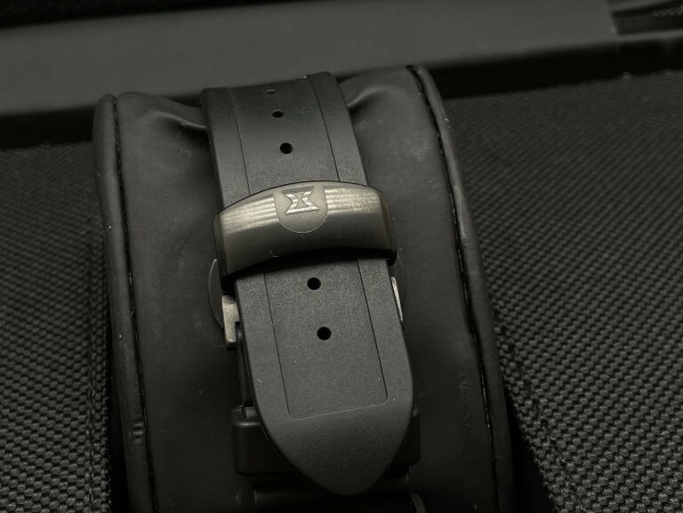 EDOX ICE SHARK 3 LIMITED EDITION 192/250 WR1000M