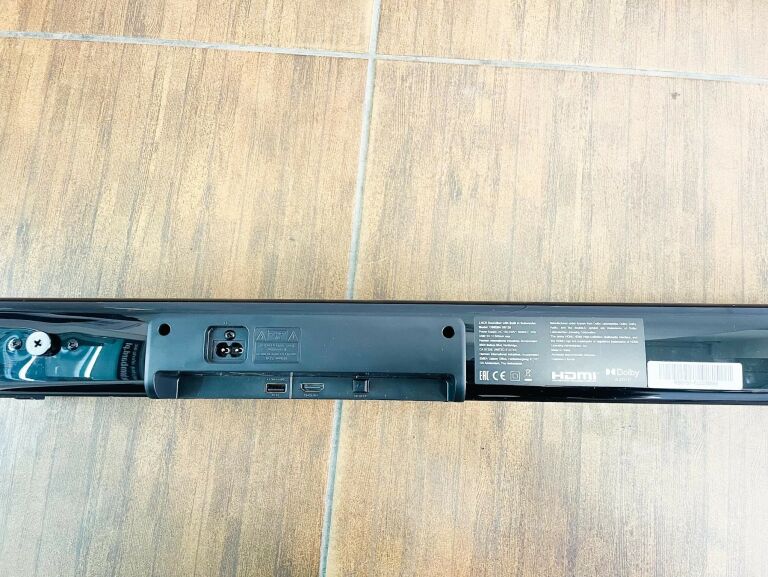 SOUNDBAR JBL CINEMA SB