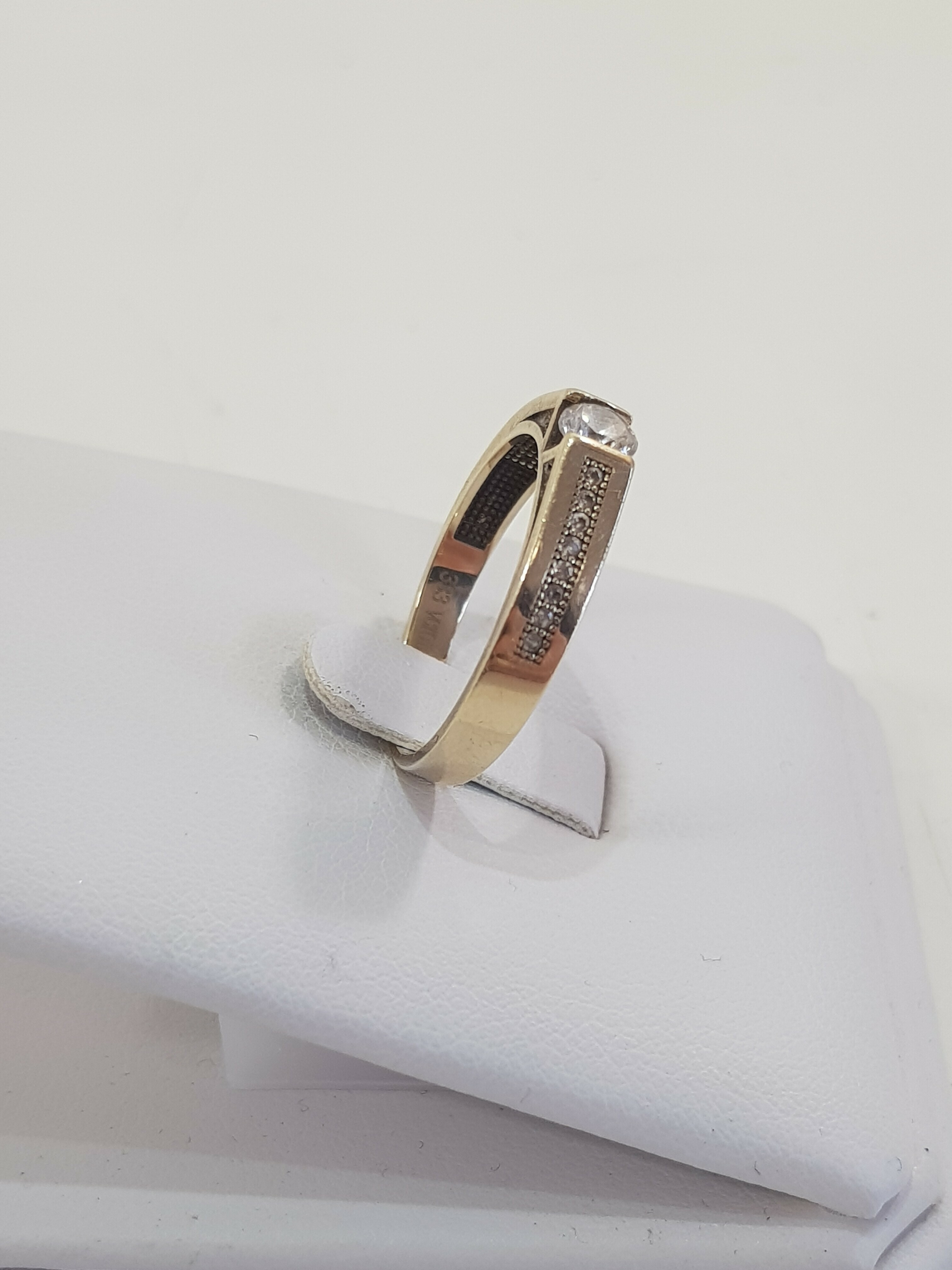 wyrob-jubilerski-uzywany-pierscionek-rozmiarsrednica-wew-mm-372-16