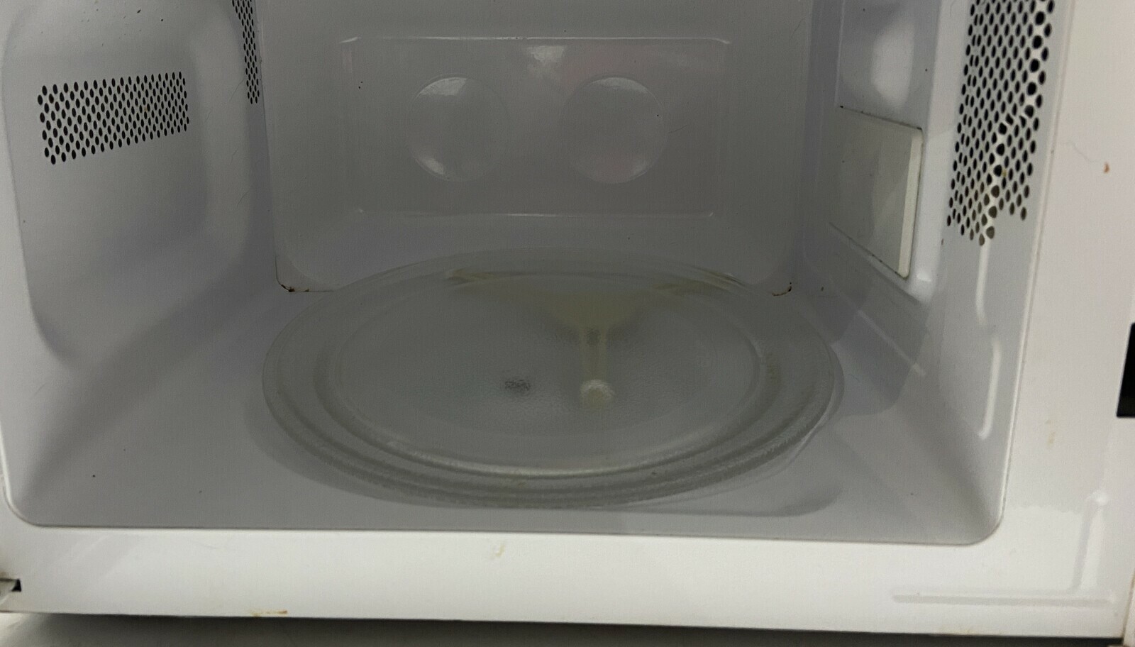 kuchenka-mikrofalowa-daewoo-kor-6620tw-model-kor-6620tw