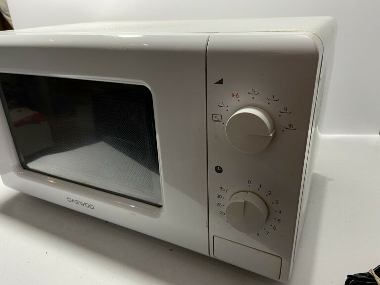 kuchenka-mikrofalowa-daewoo-kor-6620tw-marka-daewoo