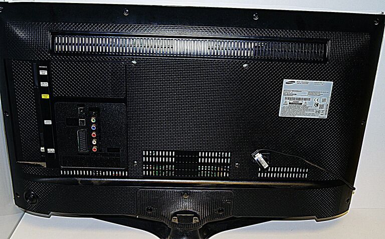 rozbity-samsung-led-ue32j5100aw-kod-producenta-ue32j5100awxxh