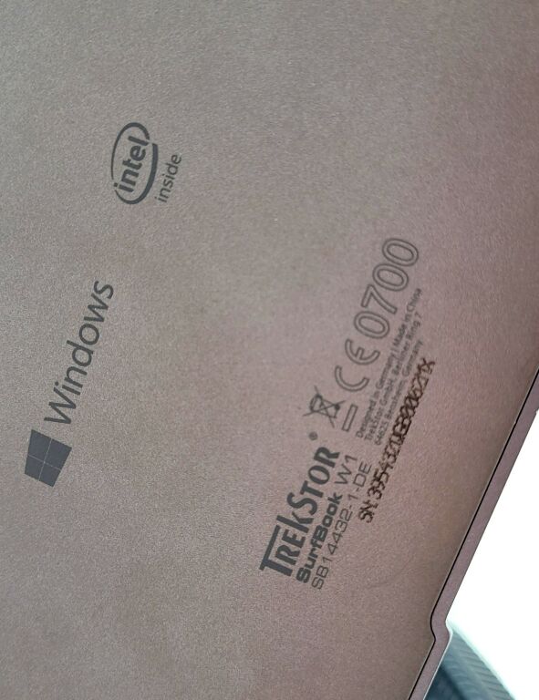 LAPTOP TREKSTOR SURFBOOK W1 14.1" 32GB
