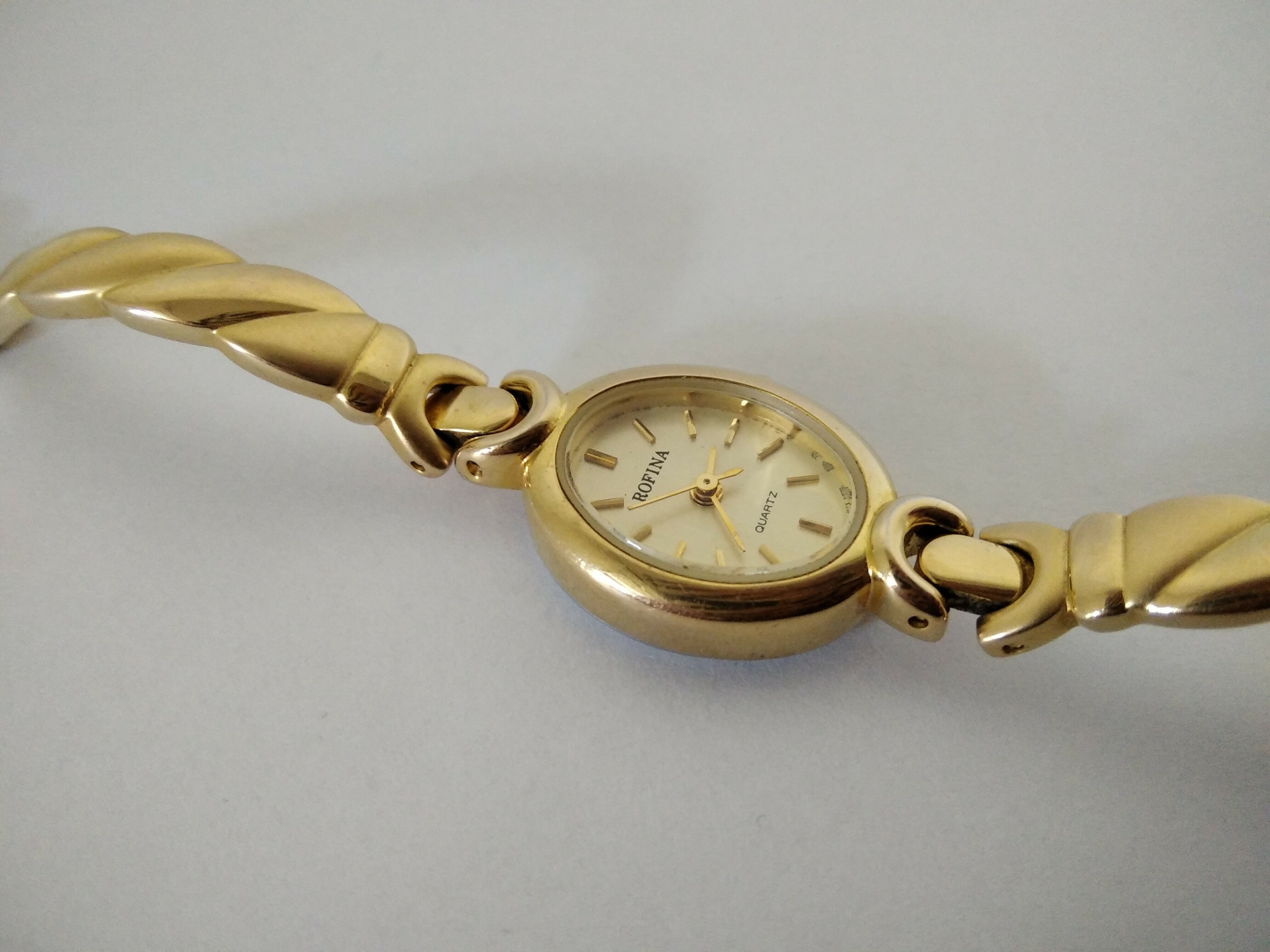 zegarek-damski-rofina-9870-typ-nareczny