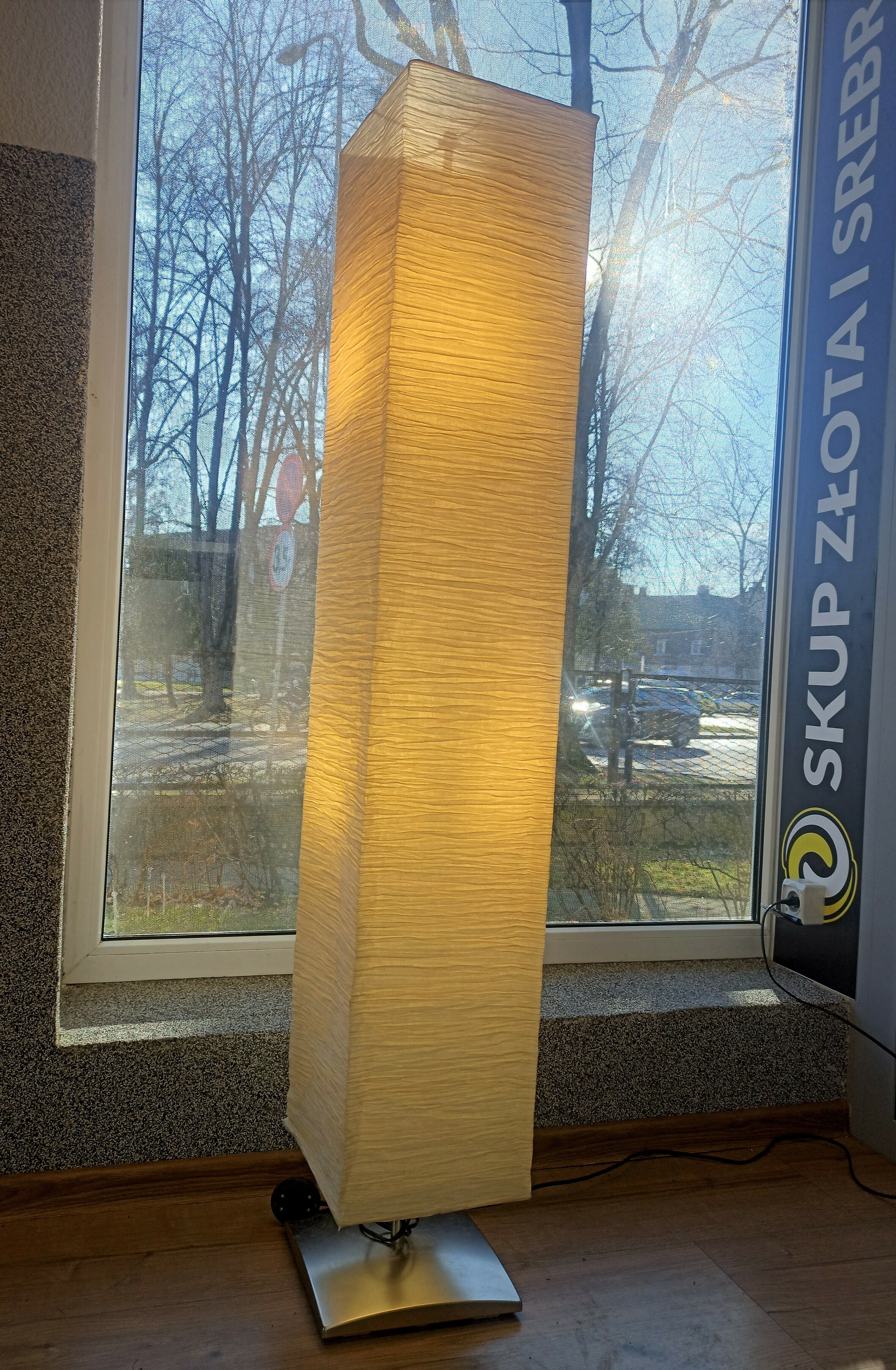 lampa-stojaca-podlogowa-papierowa-tuba-bezowa-niepodleglosci-26-czechowice-sc