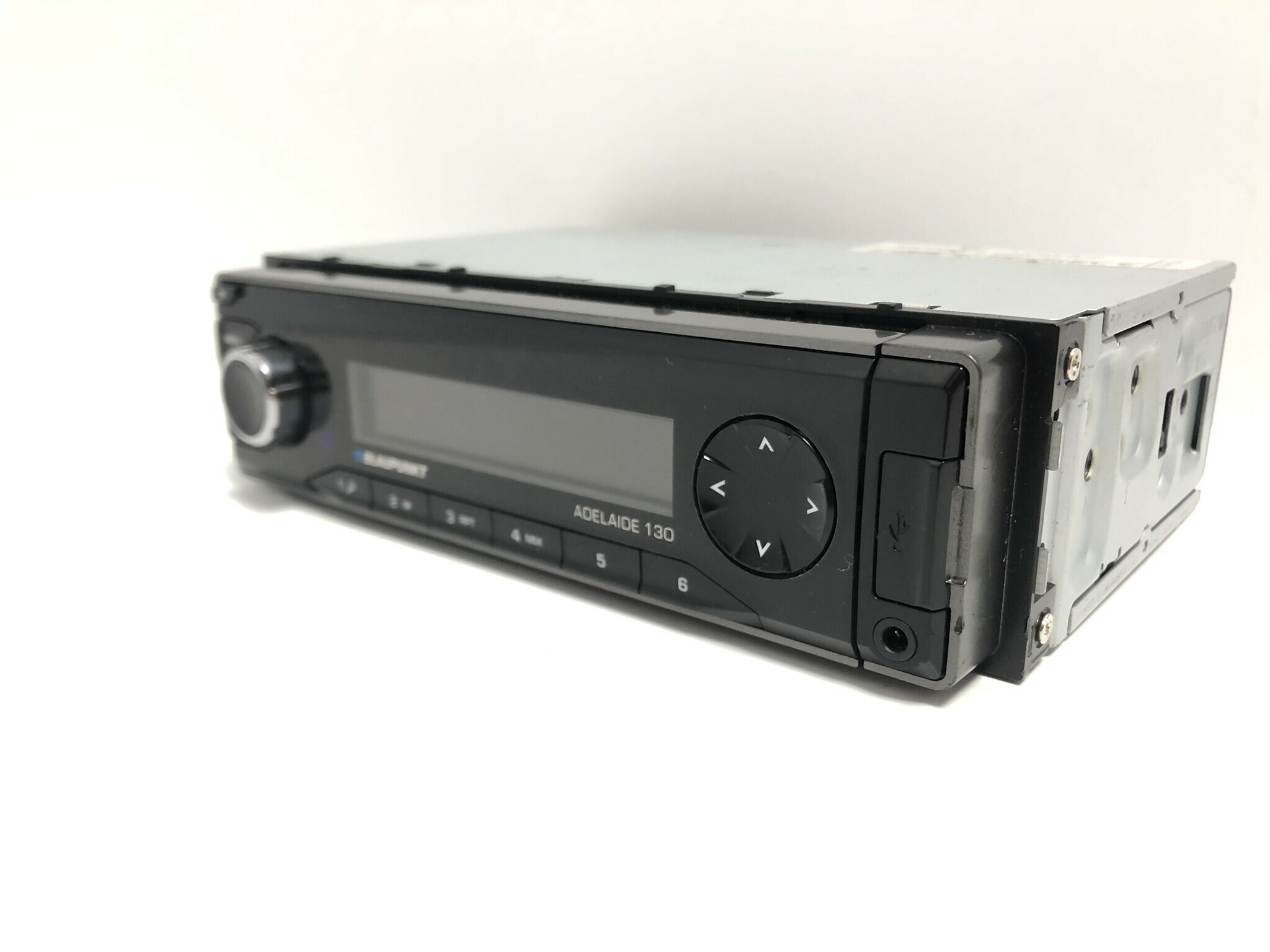 radio-samochodowe-blaupunkt-adelaide-130-model-adelaide-130