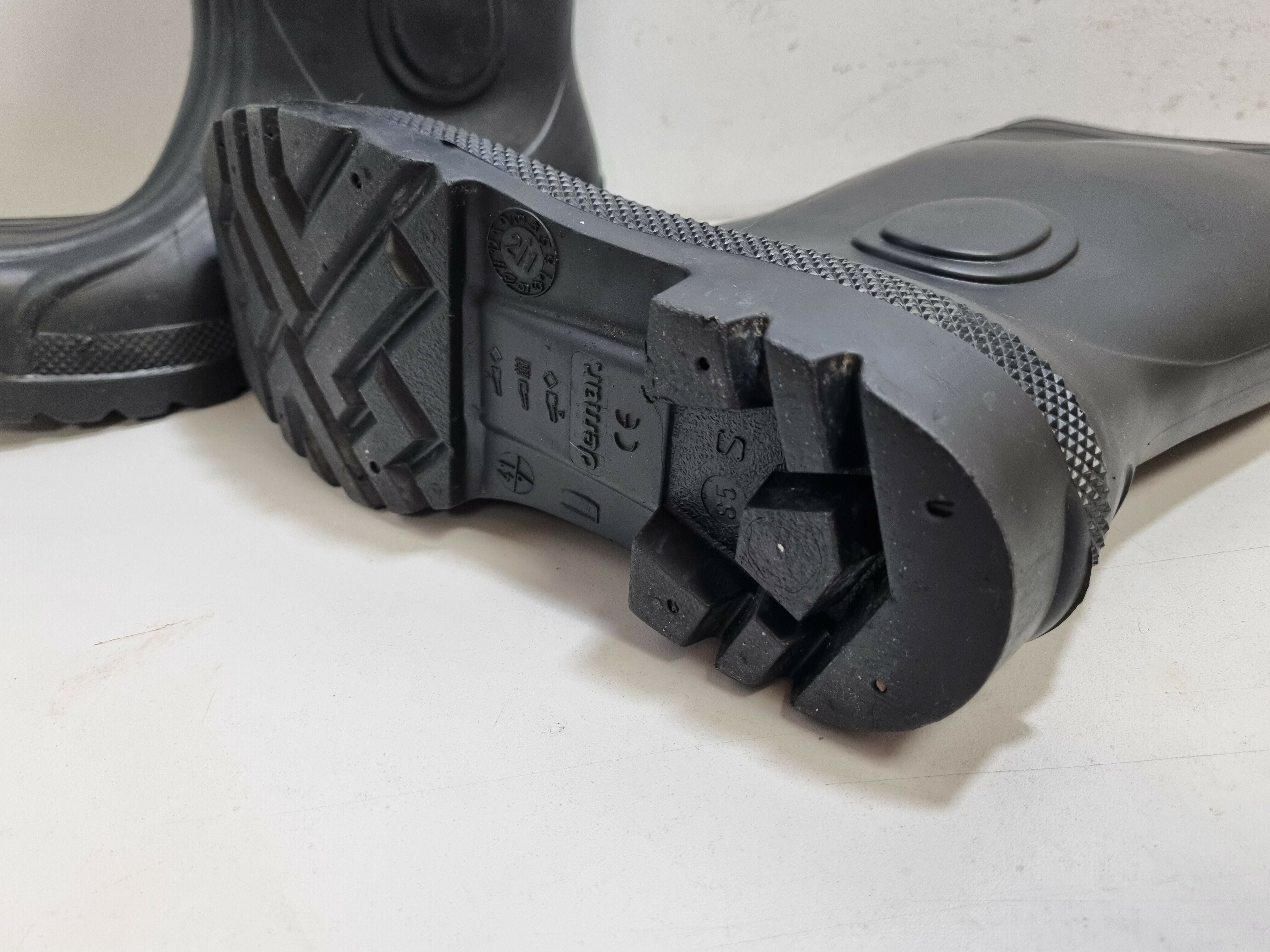 kalosze-demar-maxx-s5-z-podnoskiem-i-stalowa-wkla-model-123