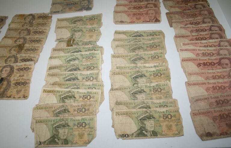 BANKNOTY Z PRL 60 SZTUK