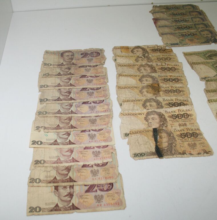 BANKNOTY Z PRL 60 SZTUK