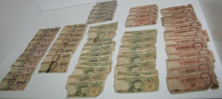 BANKNOTY Z PRL 60 SZTUK
