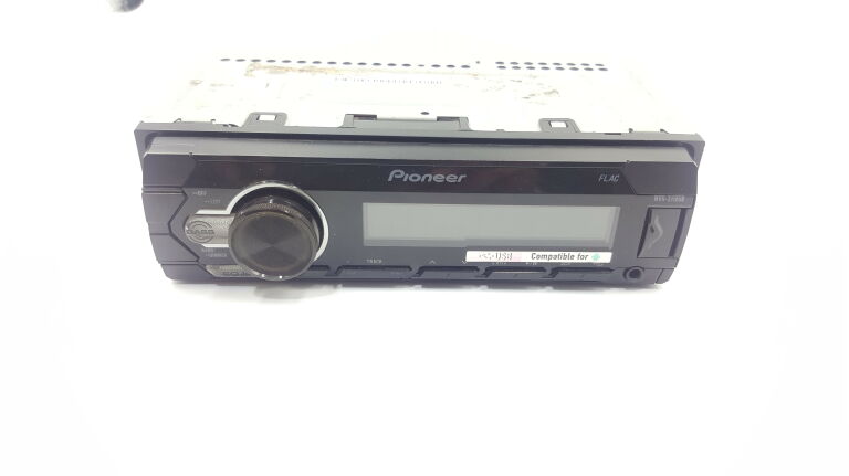 RADIO SAMOCHODOWE PIONEER MVH-S110UB