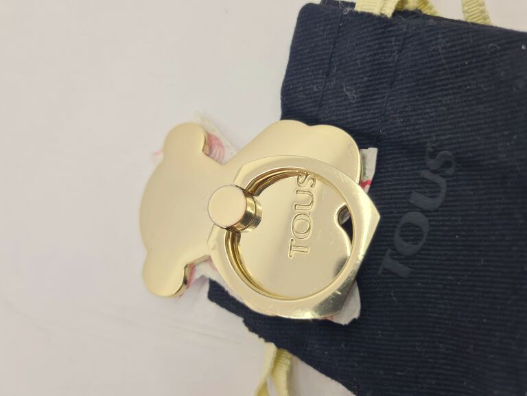 uchwytring-na-telefon-tous-wielkrotnegouzytku-stan-uzywany