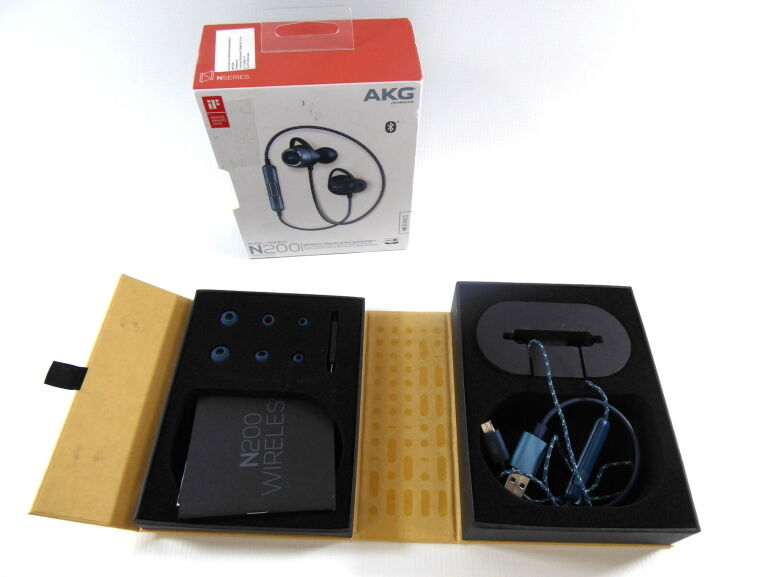 SŁUCHAWKI AKG N200