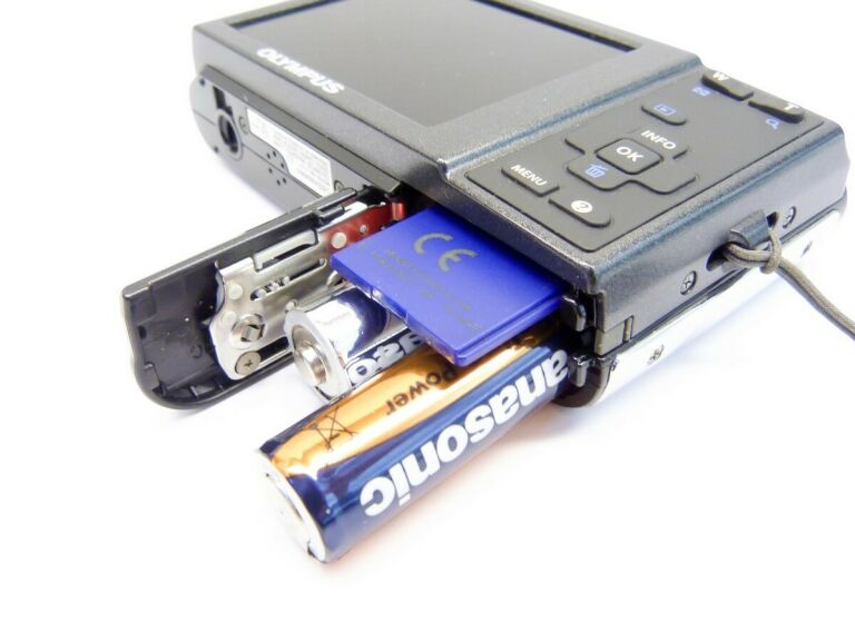 APARAT OLYMPUS X-43 14MPIX+ ETUI