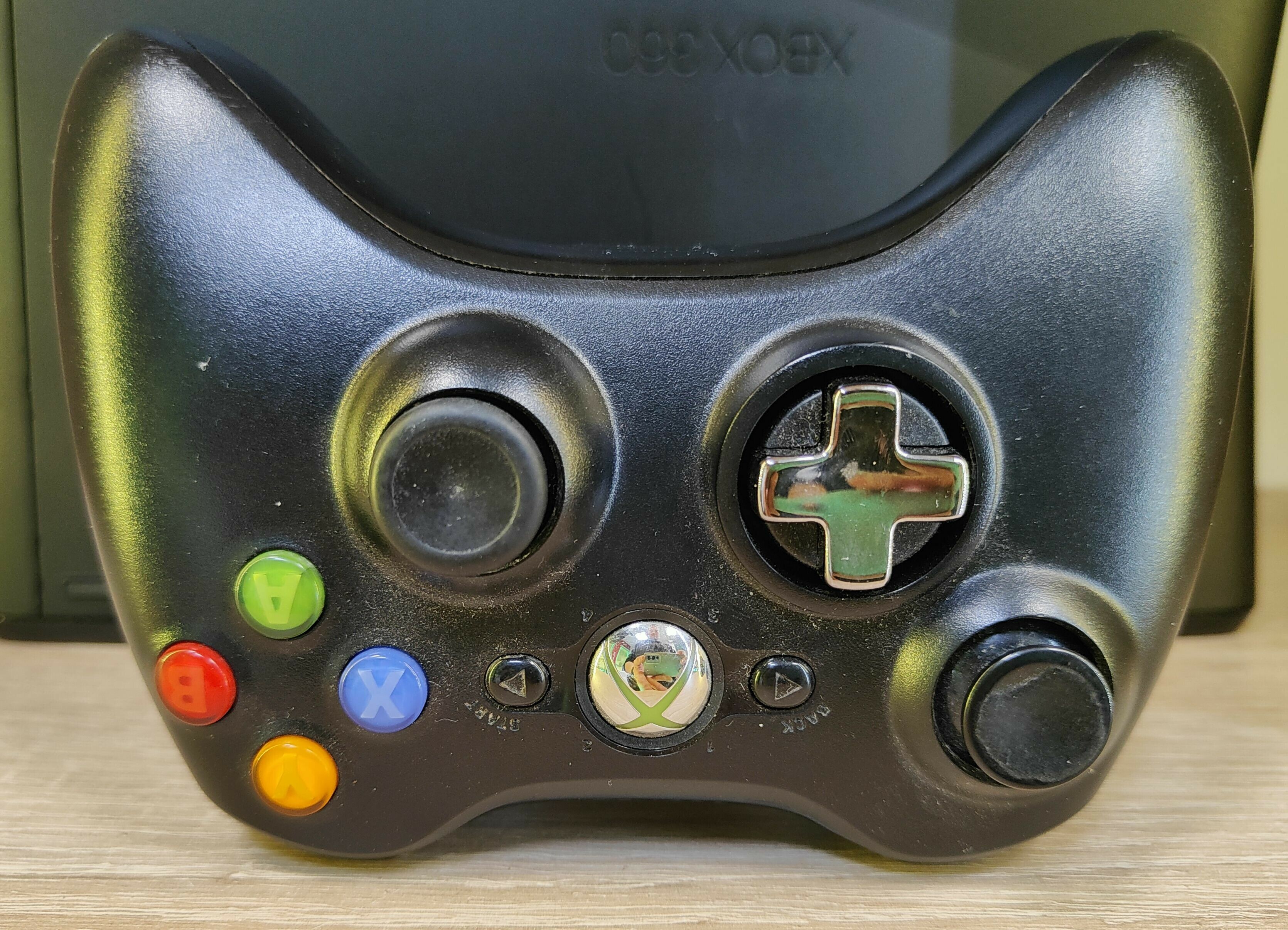 uszkodzony-xbox-360-s-pad-blad-e82-tanio-gry-w-zestawie-nie