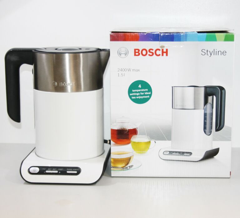 CZAJNIK ELEKTRYCZNY BOSCH TWK 8611P 2400W 1,5L