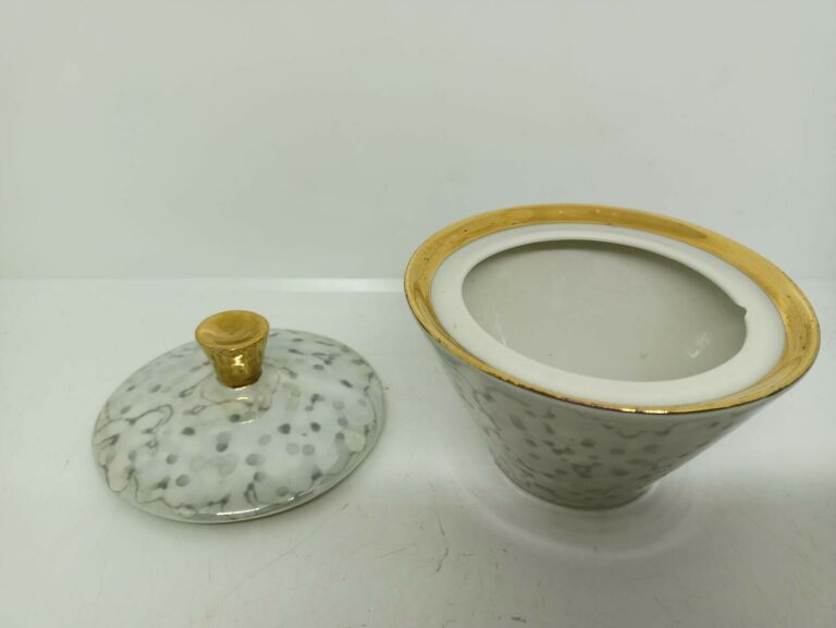 ZESTAW KAWOWY PORCELANA CHODZIEŻ