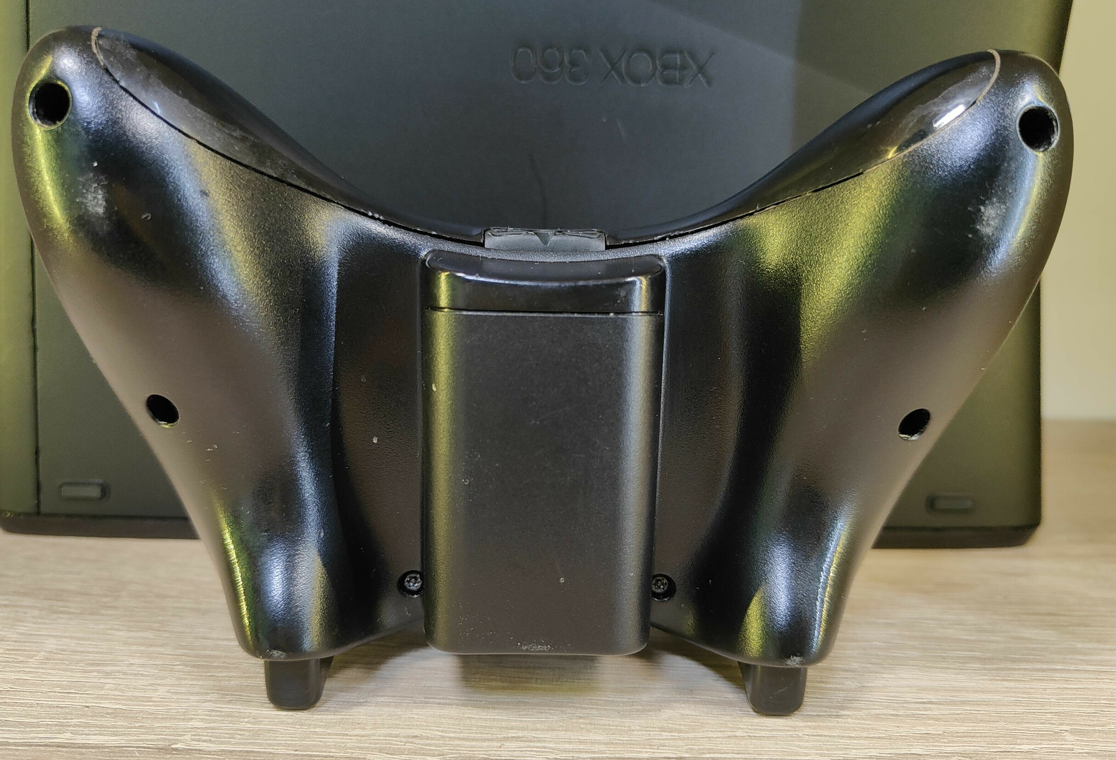 uszkodzony-xbox-360-s-pad-blad-e82-tanio-liczba-kontrolerow-w-zestawie-1