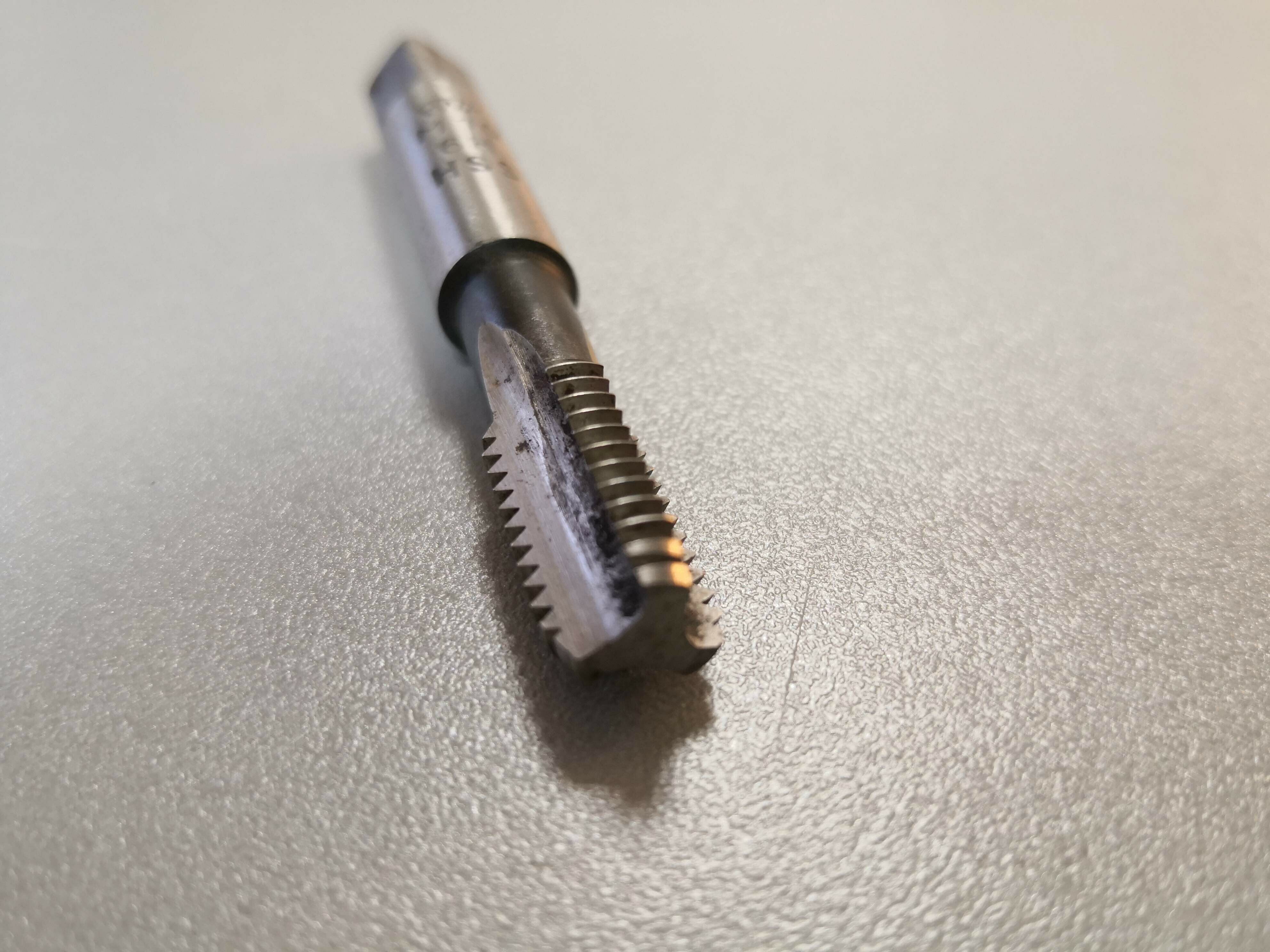 gwintownik-fwp-m10-6h-hss-stan-uzywany