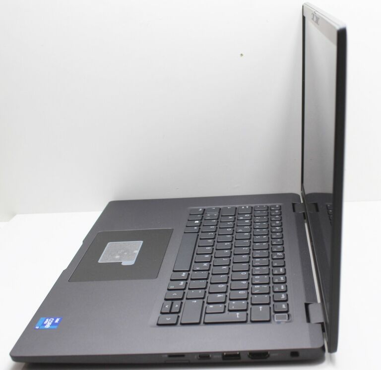 LAPTOP DELL LATITUDE 7520 I7 1185G7 16 256 GB SSD