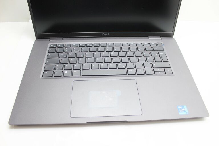 LAPTOP DELL LATITUDE 7520 I7 1185G7 16 256 GB SSD