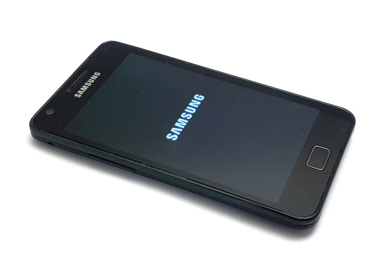 SAMSUNG GALAXY S II 16 GB