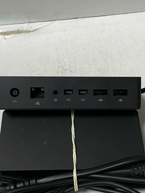 microsoft-surface-1867-zasilacz-surface-dock-ean-889842014280