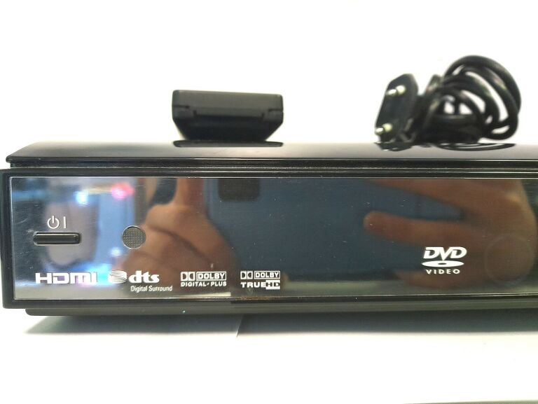 ODTWARZACZ BLU RAY SHARP BD-HP20S