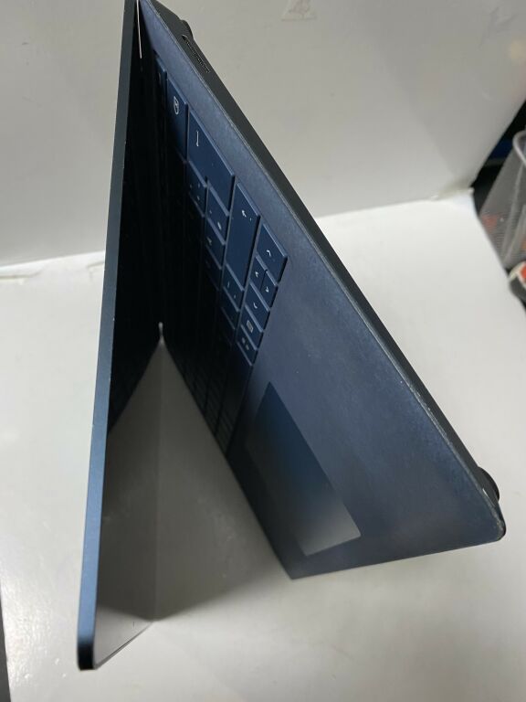 microsoft-surface-1867-zasilacz-surface-dock-model-1867