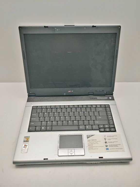 LAPTOP ACER ASPIRE 5000 1,6GHZ/898MB/100GB