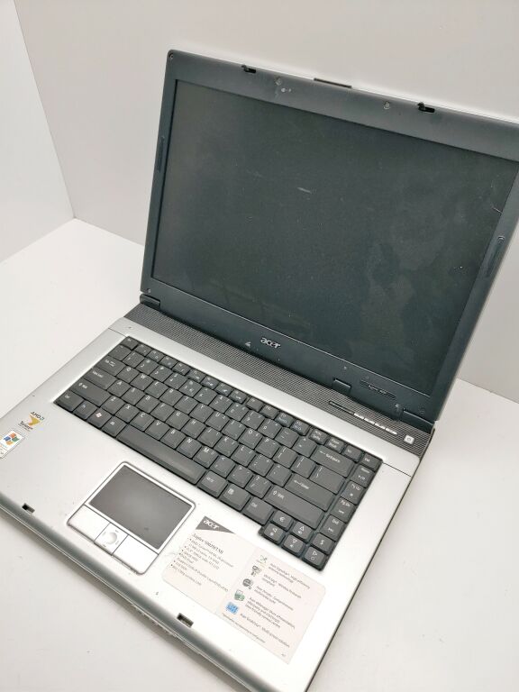 LAPTOP ACER ASPIRE 5000 1,6GHZ/898MB/100GB