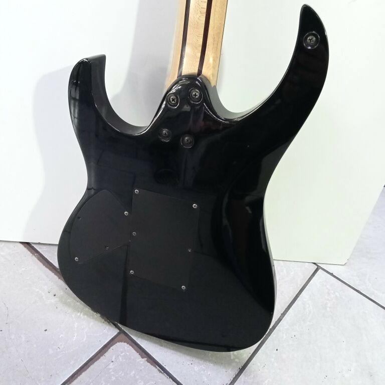 gitara-elektryczna-cort-x6-pokrowiec-stan-uzywany