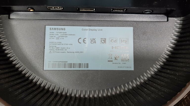 MONITOR SAMSUNG 27 CALI ODYSSEY G5 + PUDEŁKO