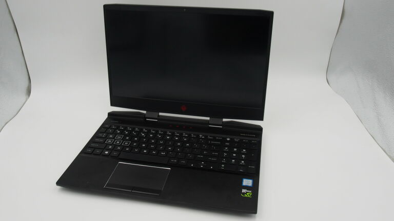 LAPTOP HP OMEN 15-DC0XXX KOMPLET