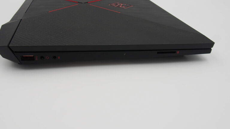 LAPTOP HP OMEN 15-DC0XXX KOMPLET