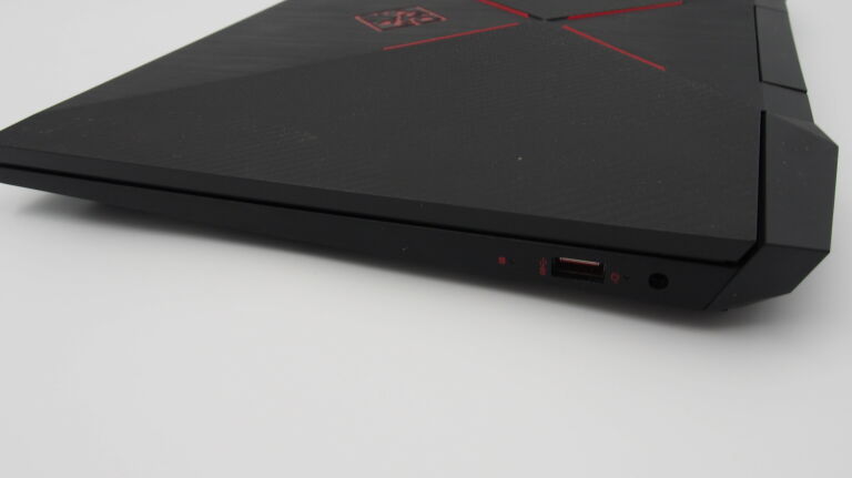 LAPTOP HP OMEN 15-DC0XXX KOMPLET