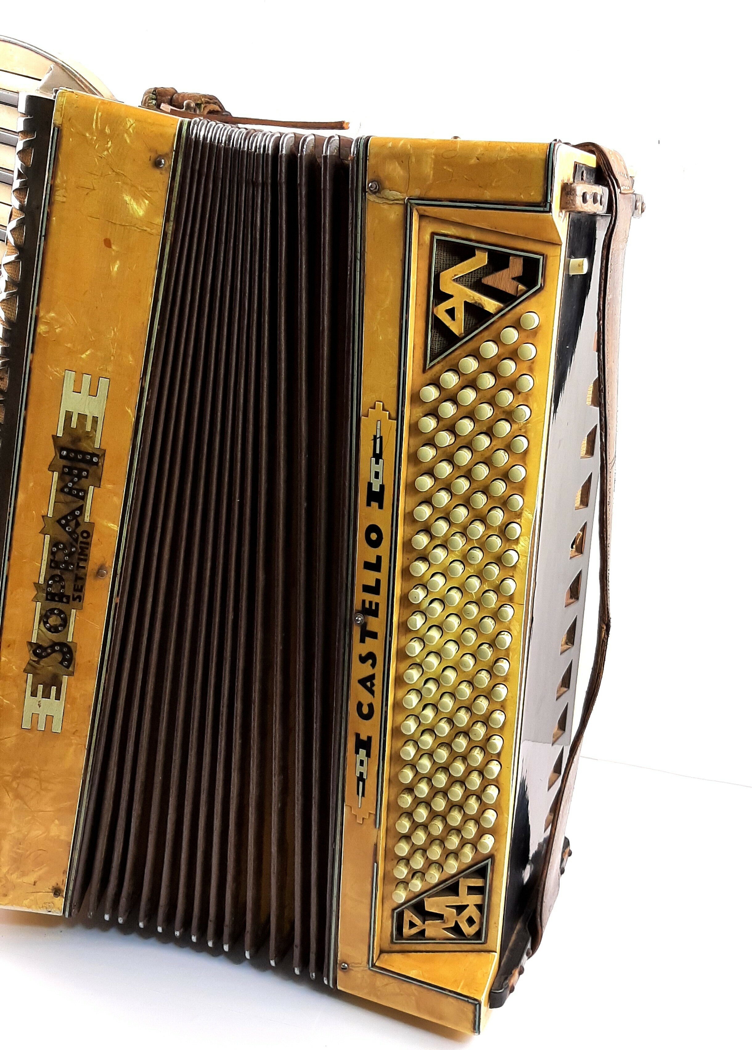akordeon-soprani-castello-120-basow-waga-produktu-z-opakowaniem-jednostkowym-10
