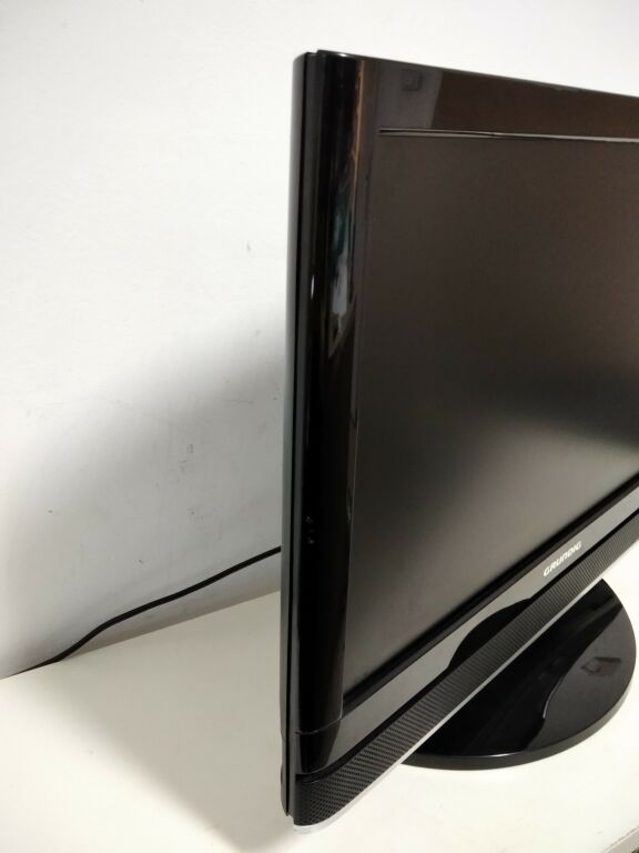 TELEWIZOR GRUNDIG 19'' 19-2010 T DVD Z PILOTEM